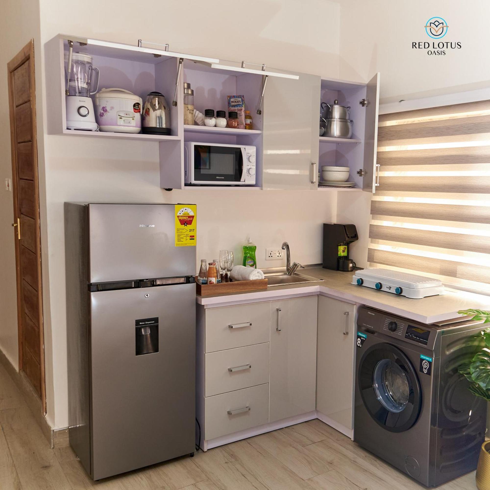 Charming Rooftop Apartments- Strong Wi-Fi & 40Percent Long-Stay Disc- Red Lotus Oasis Akkra Exterior foto